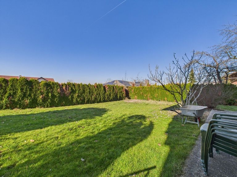 CAM04191G0-PR0028-STILL007