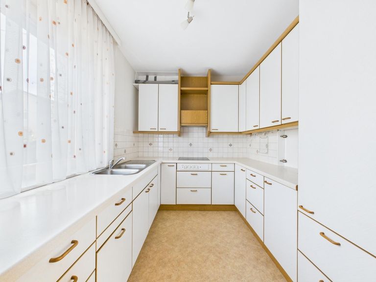 CAM04191G0-PR0028-STILL018