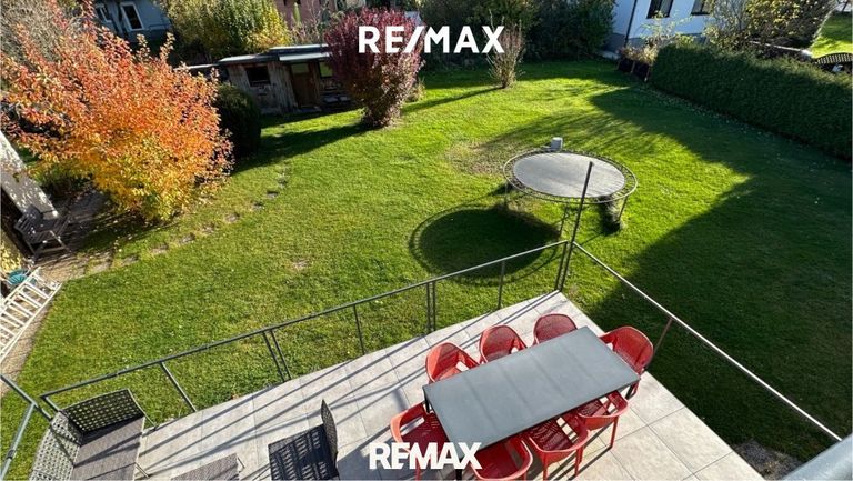 Garten mit Terrasse