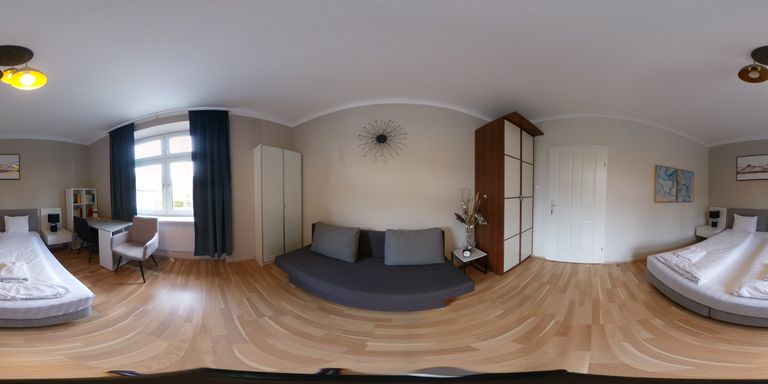 04 Schlafzimmer