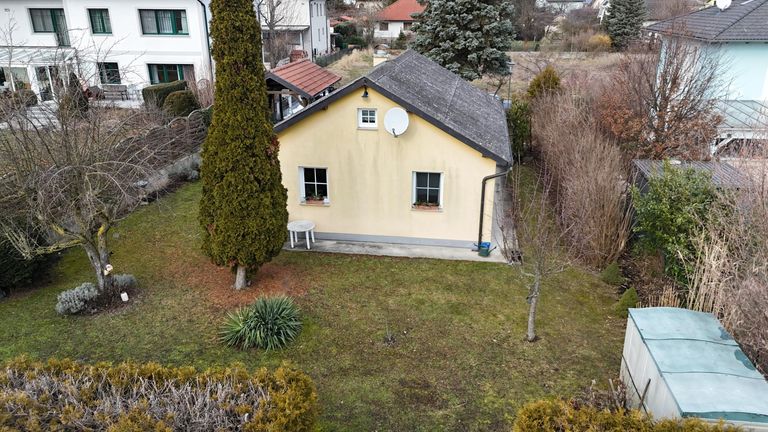 11 Südansicht mit Garten