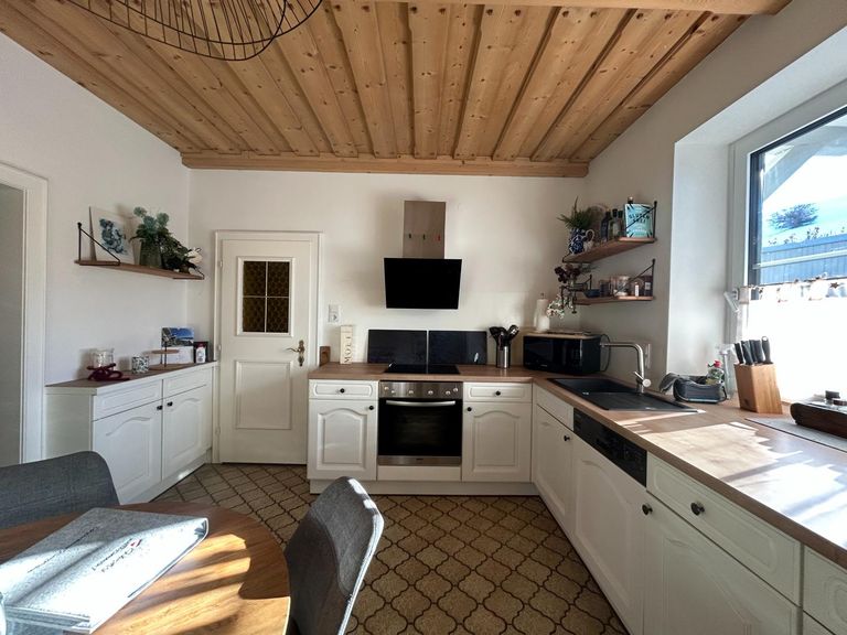 Küche mit Essbereich EG