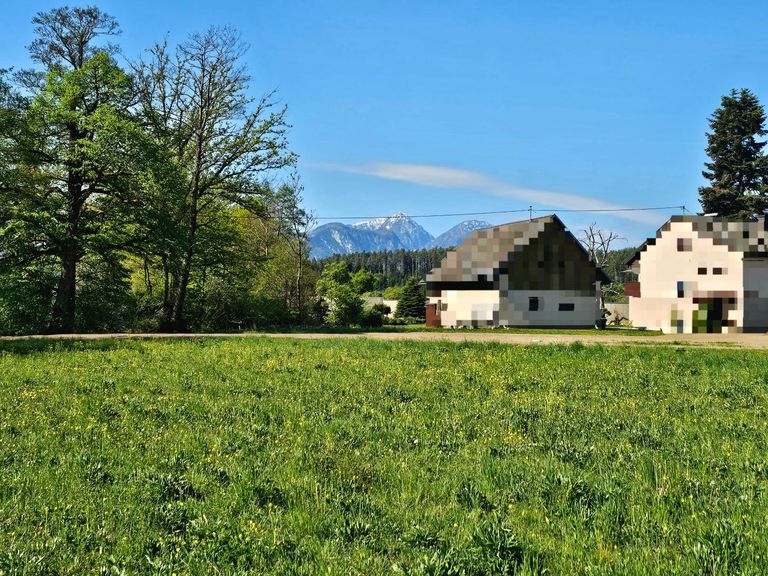 Grundstück - Blick auf den Hochobir