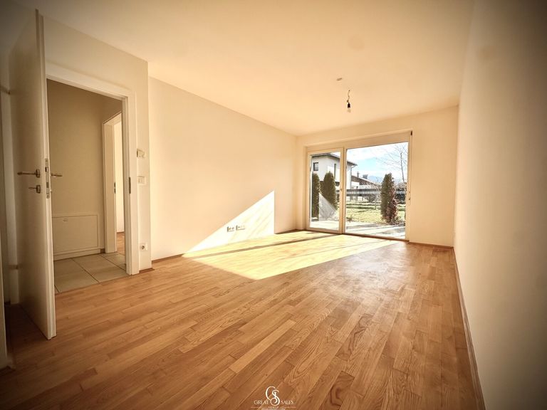 Wohnraum mit Blick in Ihren Garten