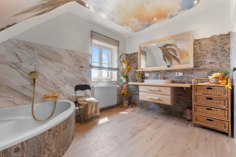 Badezimmer Dachgeschoß