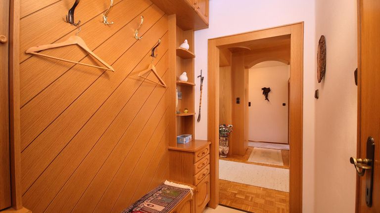 Vorraum/Garderobe