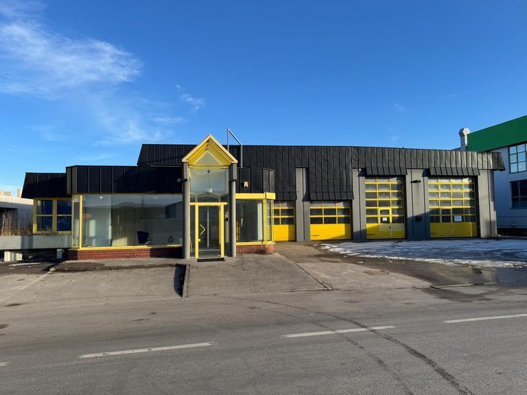 Lagerflächen an der B 145