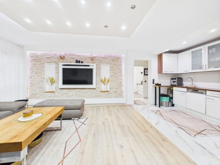 Wohn- und Essbereich 4