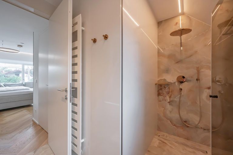 Erstes Bad Obergeschoss