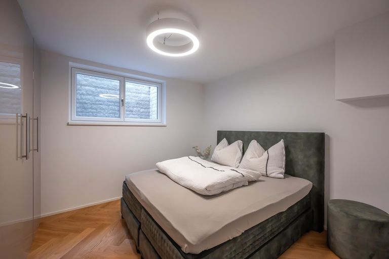 Schlafzimmer Untergeschoss