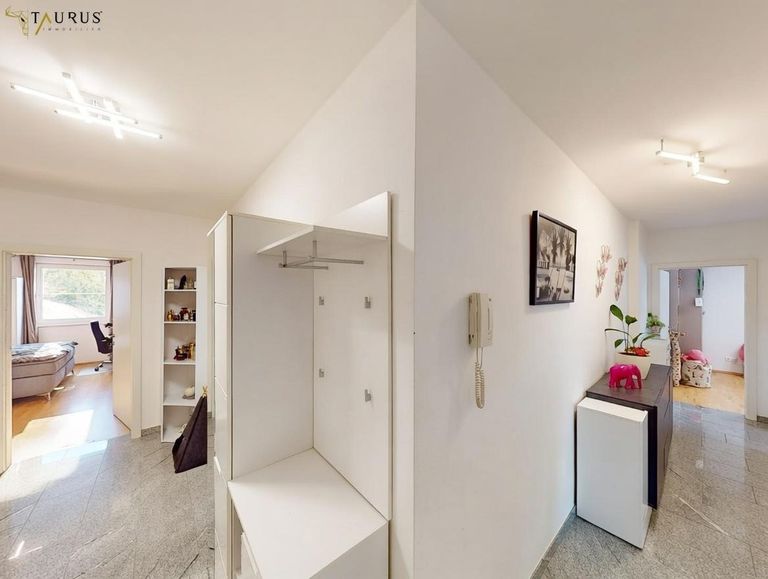 Garderobe und Flur