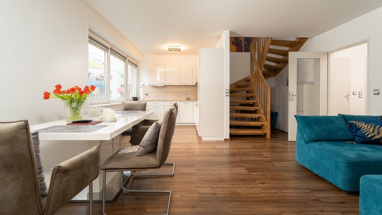 Wohnzimmer Essbereich Blick in die Küche