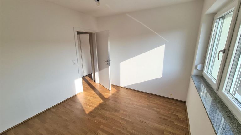 Top 8 Schlafzimmer 1  2. Ansicht