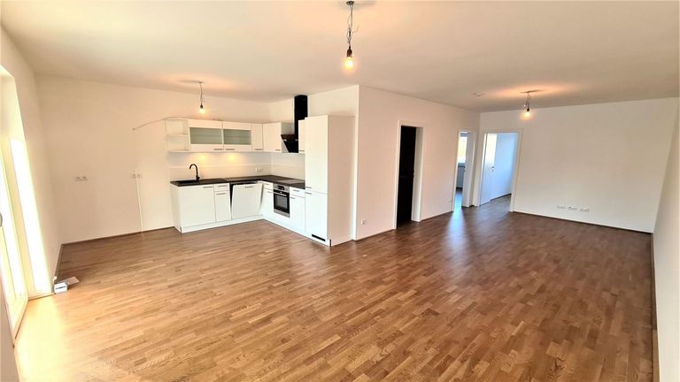 Top 8 Offener Wohnbereich mit Küche!