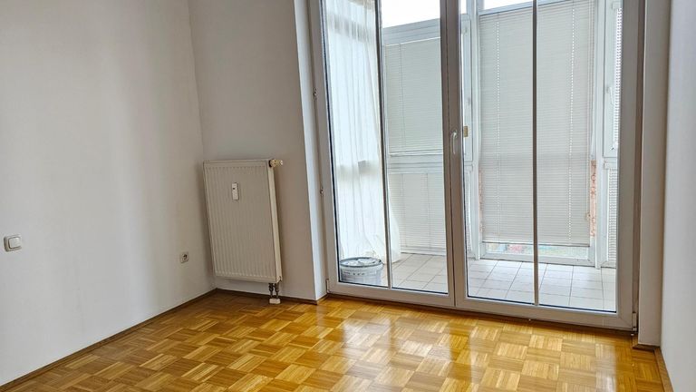 20260205_100642_resized