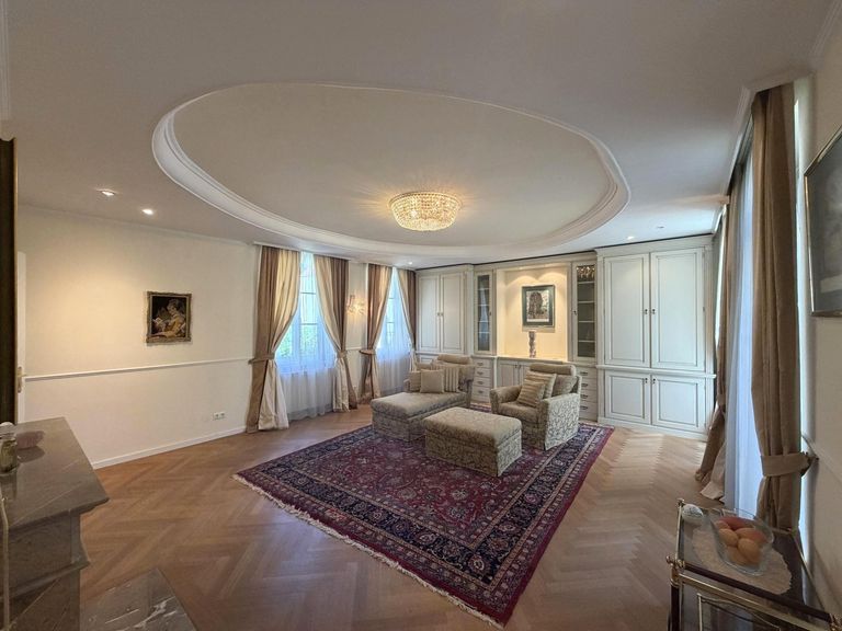Salon mit offnem Kamin