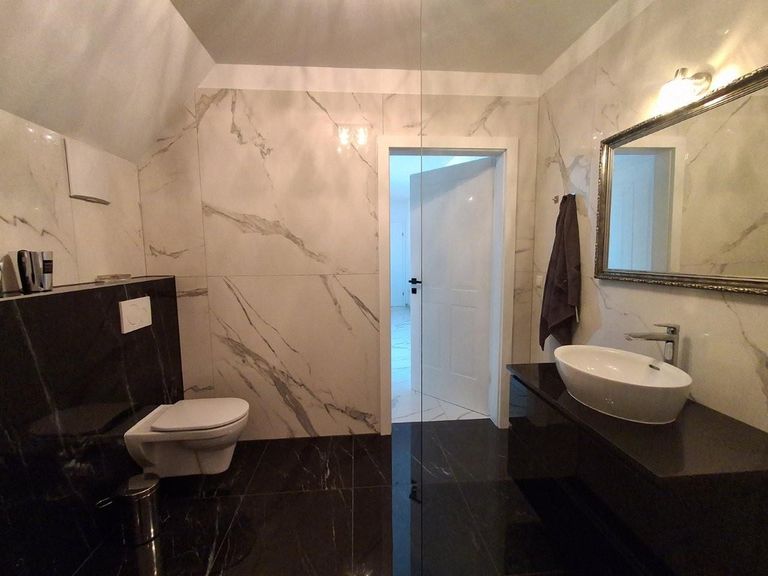14 Badezimmer 2721