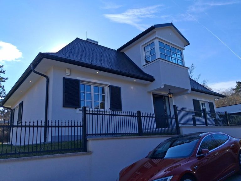 27 Haus Frontansicht 2721