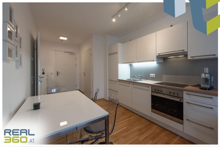 Essbereich mit Küche