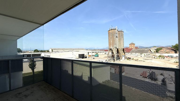 große Außenfläche