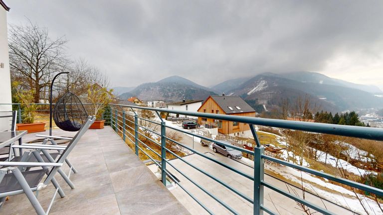 Haus-Obergeschoss-Terrasse