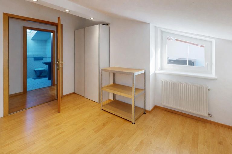 Wohnung - Zimmer III OG