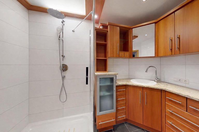 Wohnung - Badezimmer UG