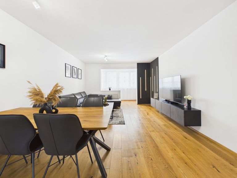 Wohn- und Essbereich 2