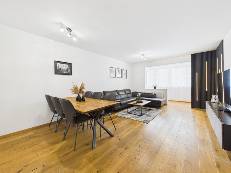 Wohn- und Essbereich 3