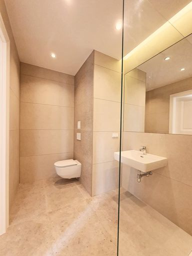 hochwertiges Badezimmer