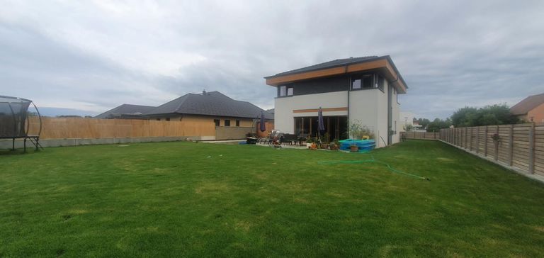 Foto vom Abgeber zur Verfügung gestellt (7)