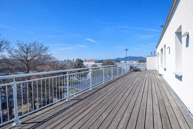 Iststand Terrasse