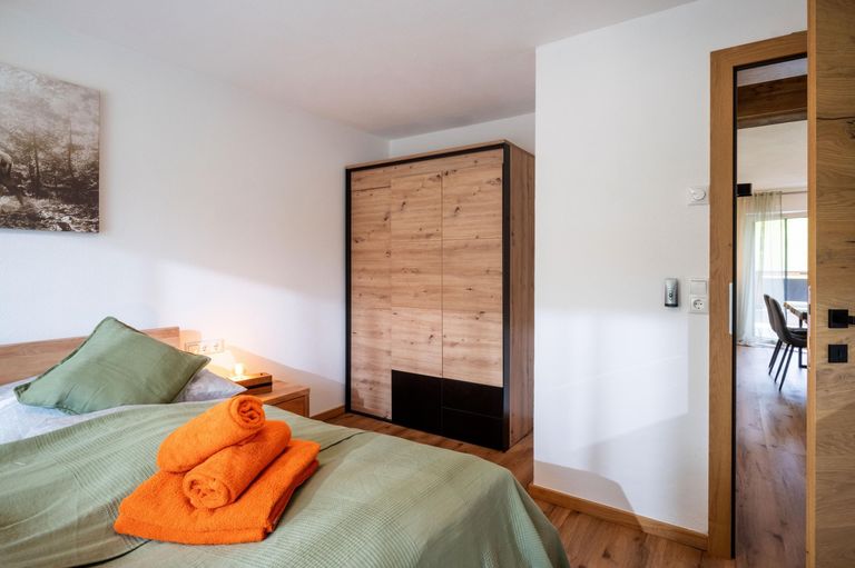 2. Schlafzimmer