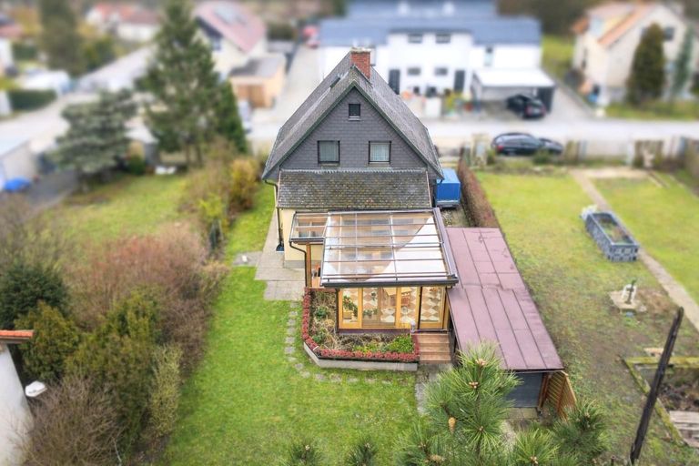 Bild 12, Hausansicht Rückseite