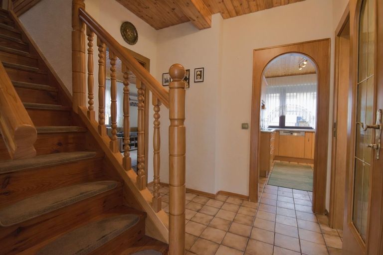 Bild 4, Vorraum_Stiegenaufgang