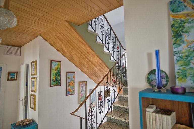 Stiegenhaus (1)
