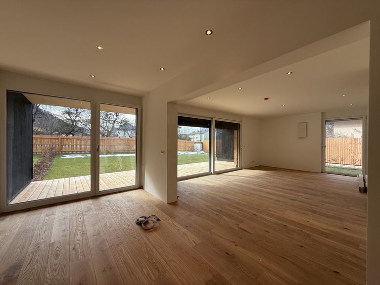 Blick Küche Richtung Wohnen