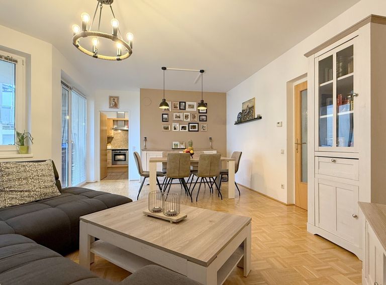 Wohn- und Essbereich