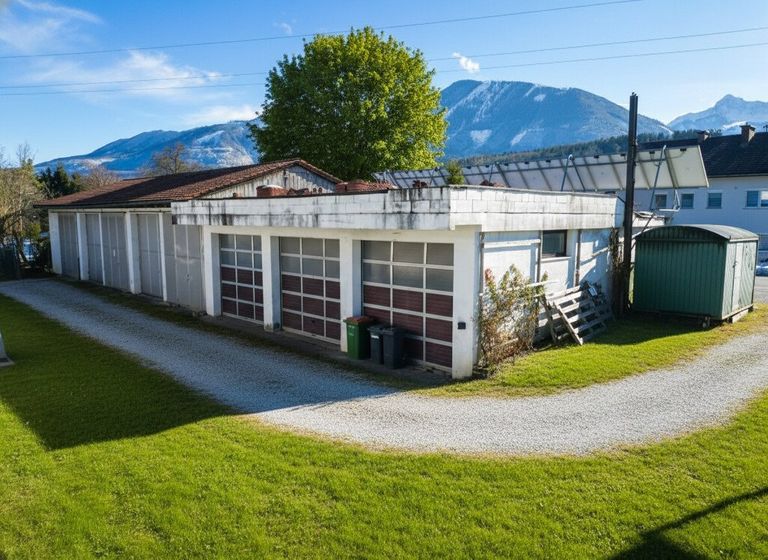 Luftbild LKW Garagen bzw. Werkstatt