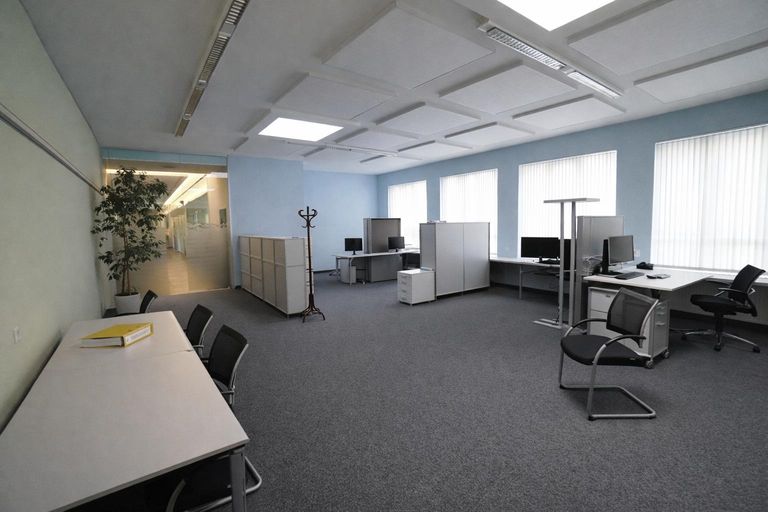 Tarrenz - Bürogebäude - Großraumbüro