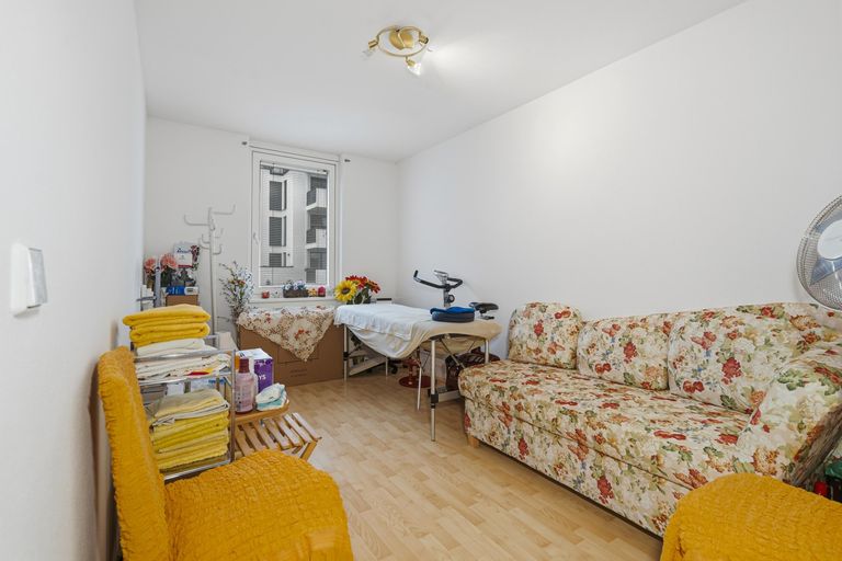 KINDERZIMMER - BÜRO