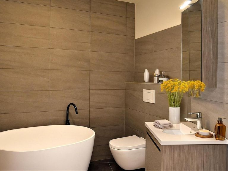 Badezimmer (virtuell eingerichtet)