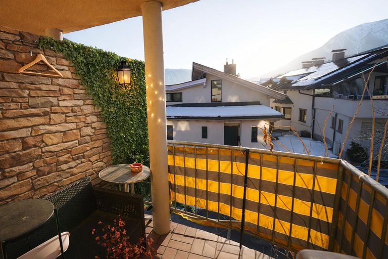 Tarrenz - Wohnhaus - Balkon 1