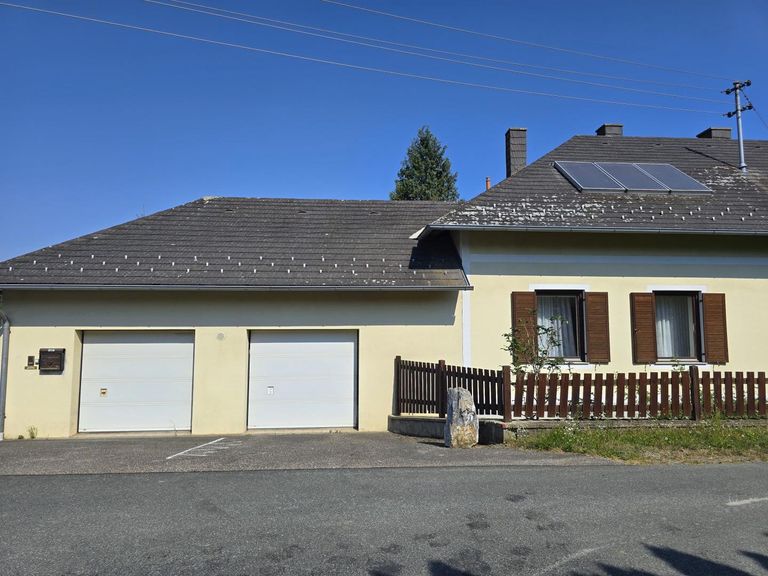 Haus mit Garage