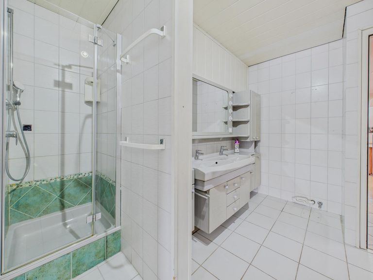 Badezimmer 2