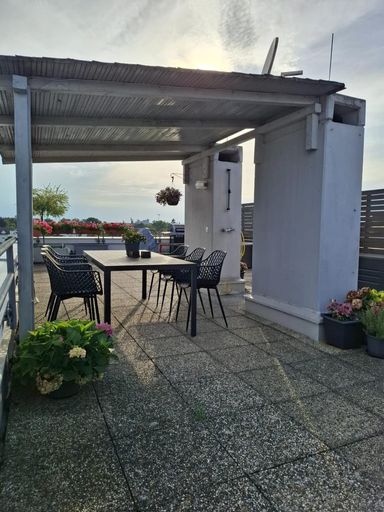 Dachterrasse 9