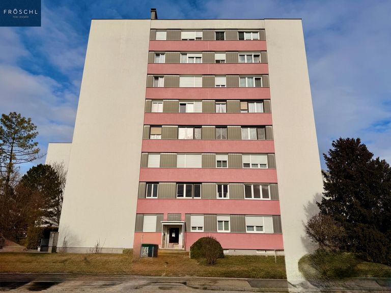 Wohnungsanlage - Eingang