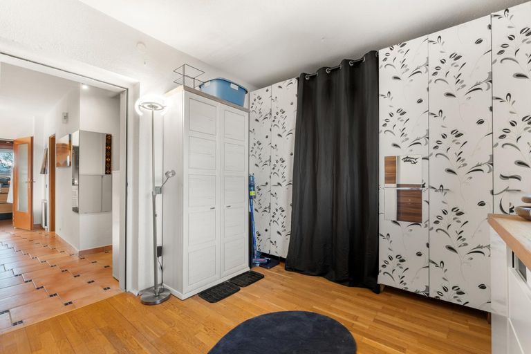 Büro Ankleide EG (1)