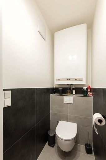 WC extra