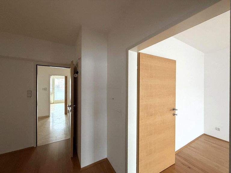 Vorzimmer zu Schlafzimmer 1 und 2